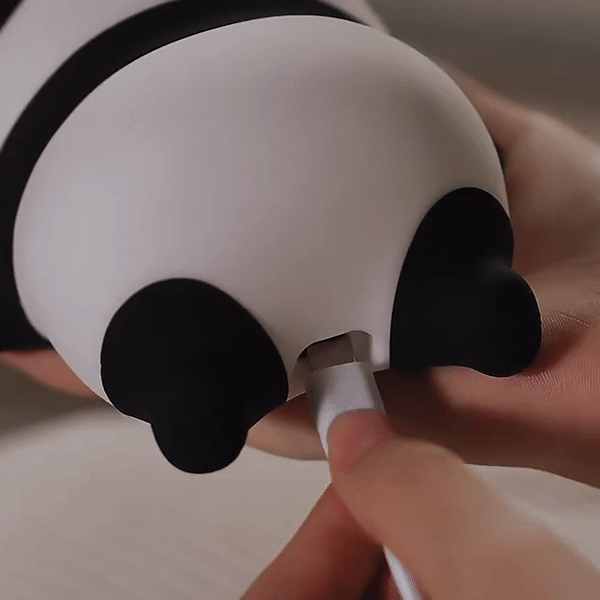 Veilleuse Pana rechargeable facilement avec une prise USB intégrée